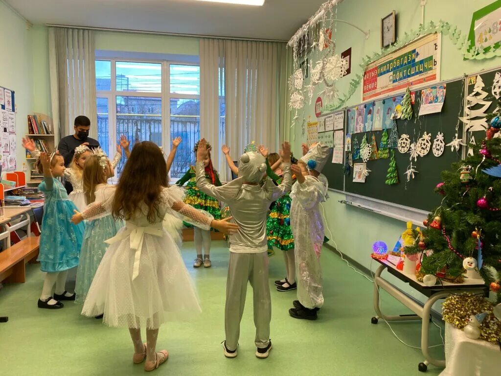 конкурсы 5 класс новый год классный час