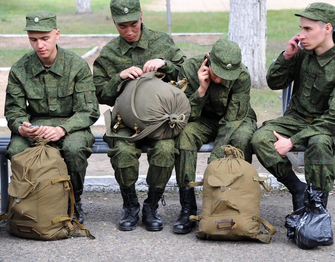 Не служил призовут