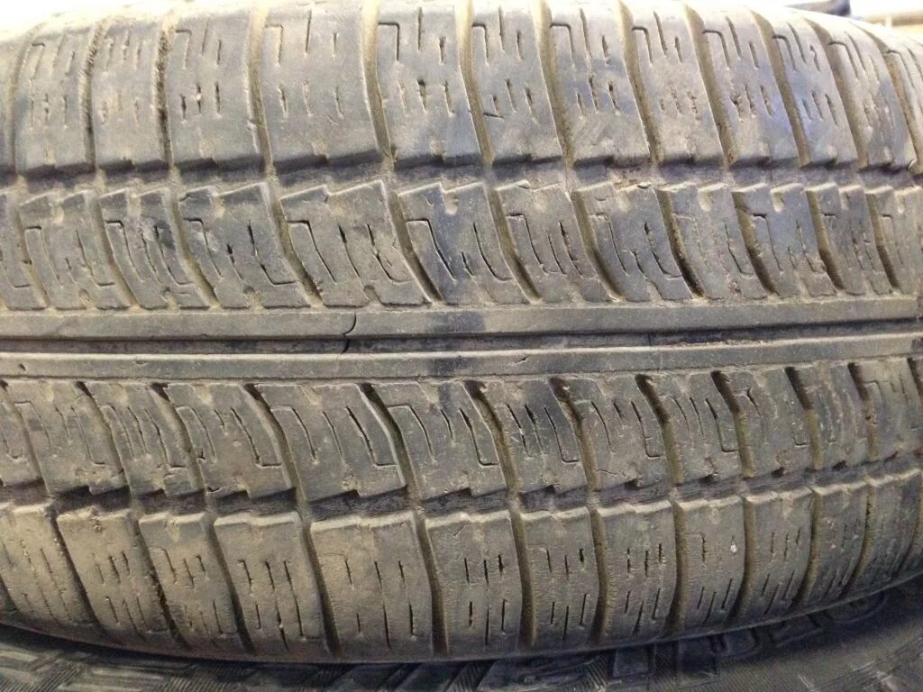 Б у шины 175 70. Кама-217 175/70 r13. Кама-217 175/70 r13 всесезонная. Кама 217 r13. Кама евро 217.