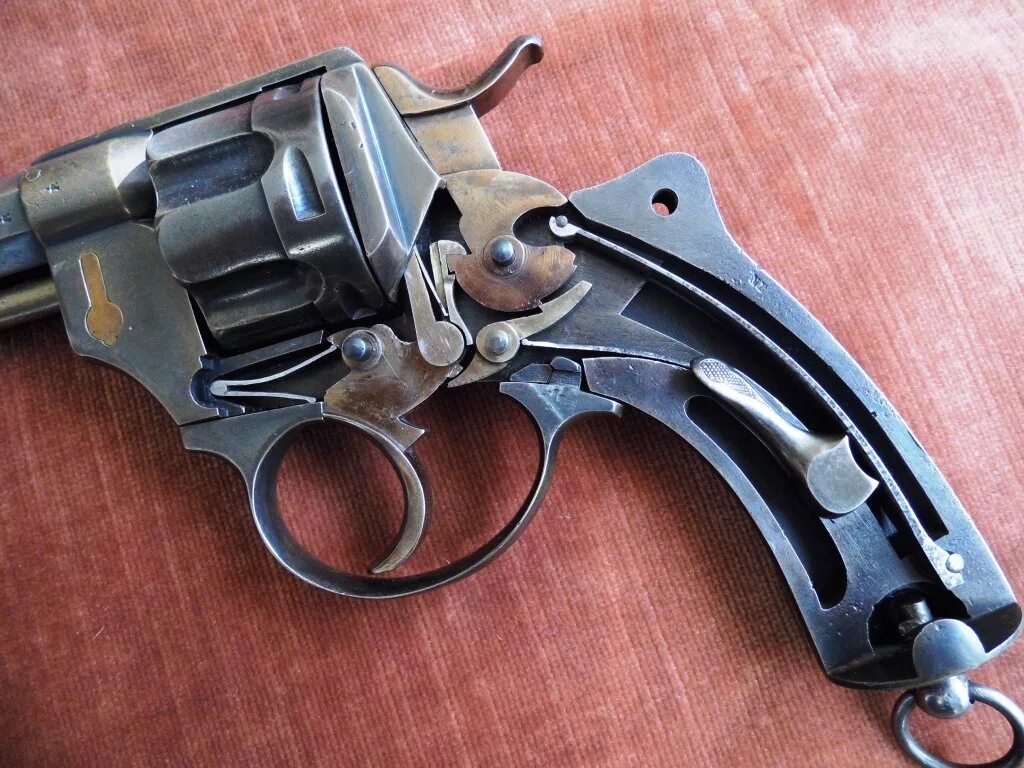 усм револьвера кольт 1835. усм револьвера смит и вессон. наган м1895. наган 1883. усм самовзводного револьвера.