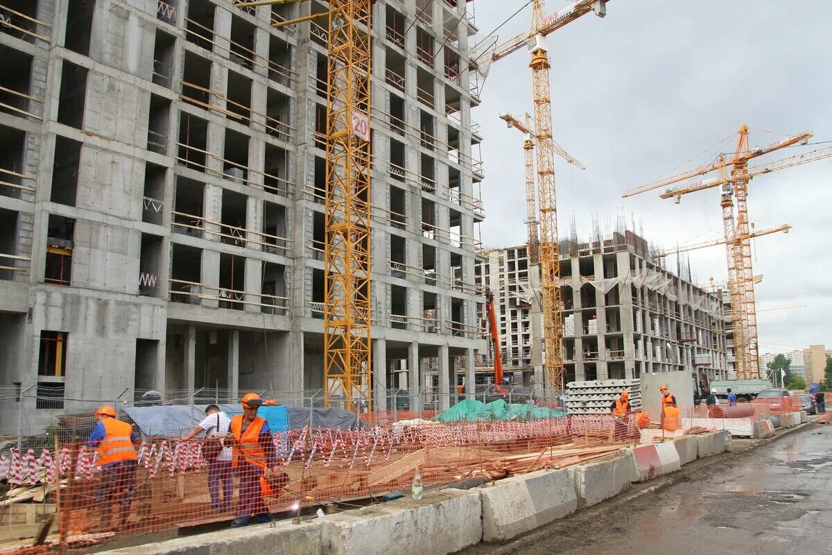 Москва строящиеся жилые комплексы. Москва строящиеся жилые комплексы. Проект захи хадид в москве. Стройка панорама. Жк событие москва.