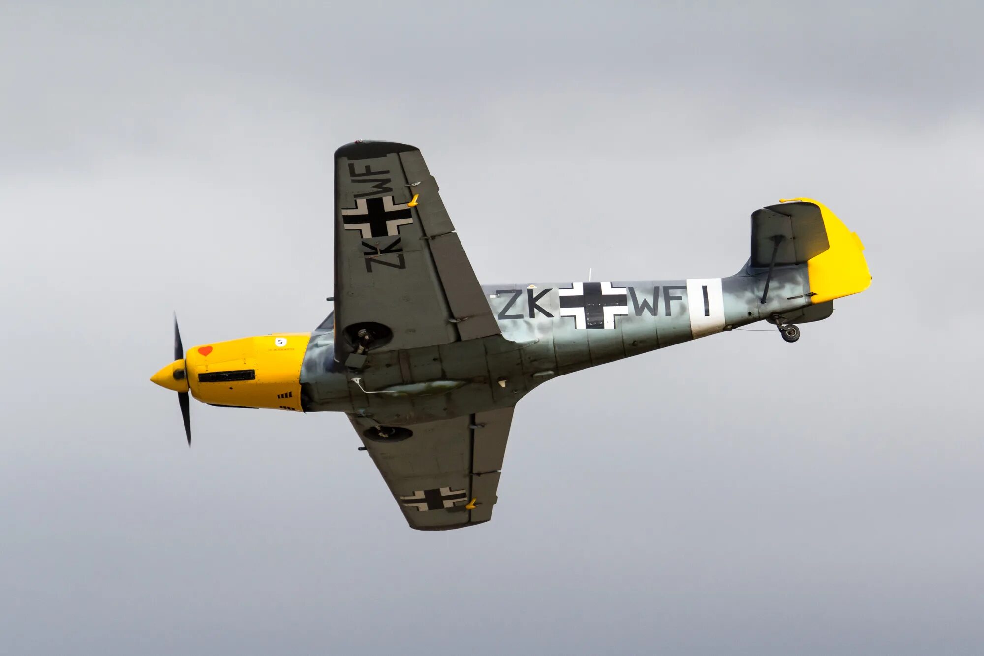 Bf 109 f4 звезда 1/48. Бф 108 самолет. Бф-108 тайфун. Бф-108 тайфун. Bf 108 тайфун.