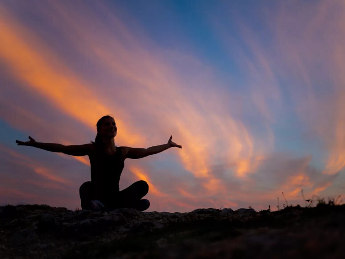 Spiritual перевод. Духовность. Вселенское равновесие. Медитация энергия. Духовность фото.