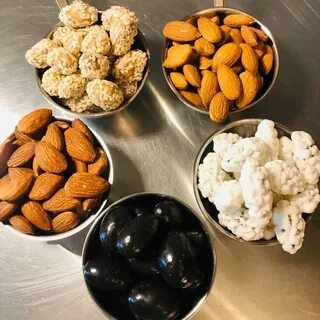 Миндаль можно при грудном вскармливании