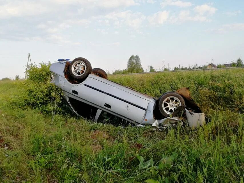 Актёр ефремов михаил авария в москве. Видео дтп пьяных. Видео дтп пьяных. Тюмень сбили двоих майор. Михаил ефремов дтп в москве.