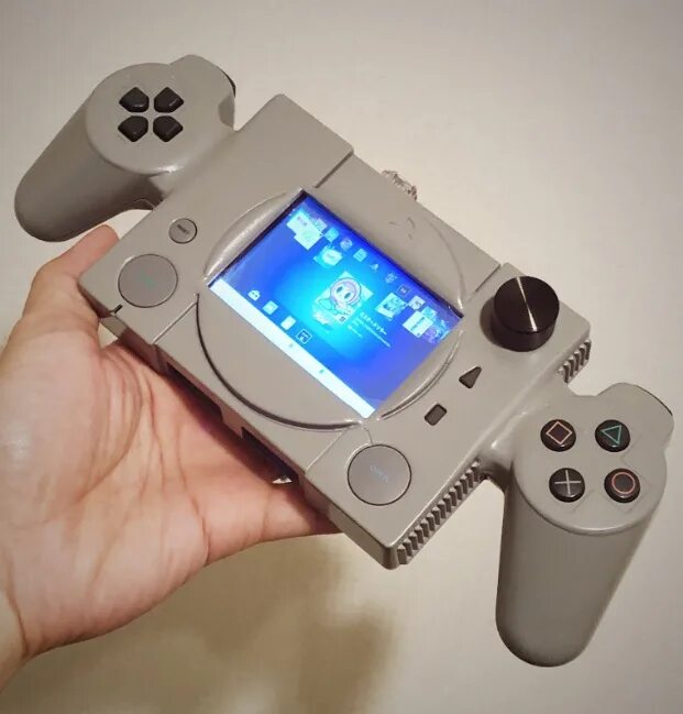 Плейстейшен мини. Ps1 mini classic. playstation 1 classic. мини приставка нинтендо плейстейшен. игровая консоль сони плейстейшен 1 мини.