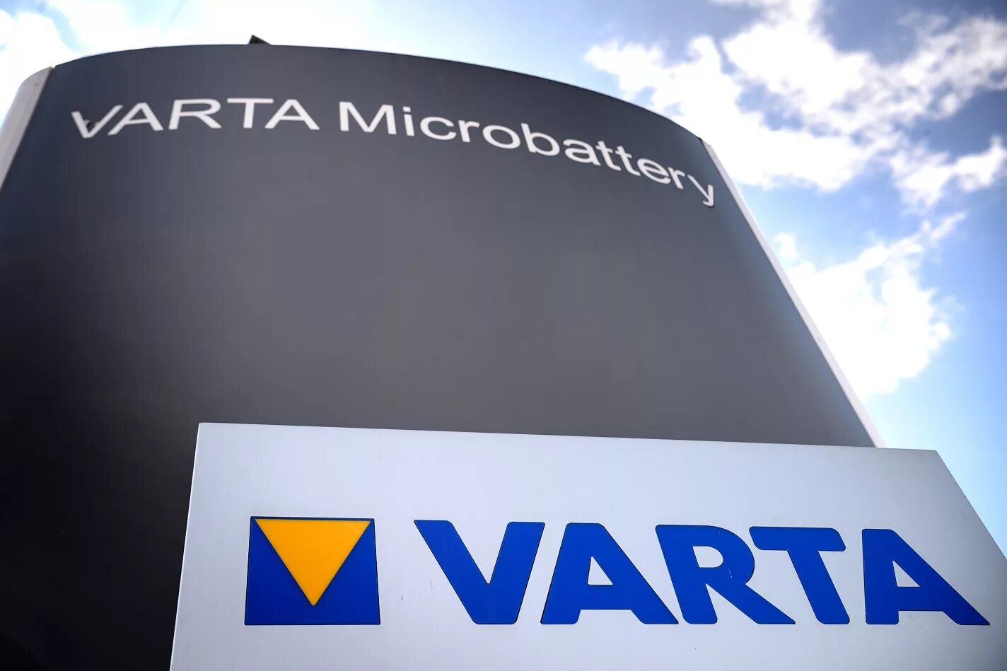 Аккумулятор varta 60ah. Varta ag. Элемент питания varta 370, 1шт. Varta логотип. Батарейки varta v386 sr43w bl1.