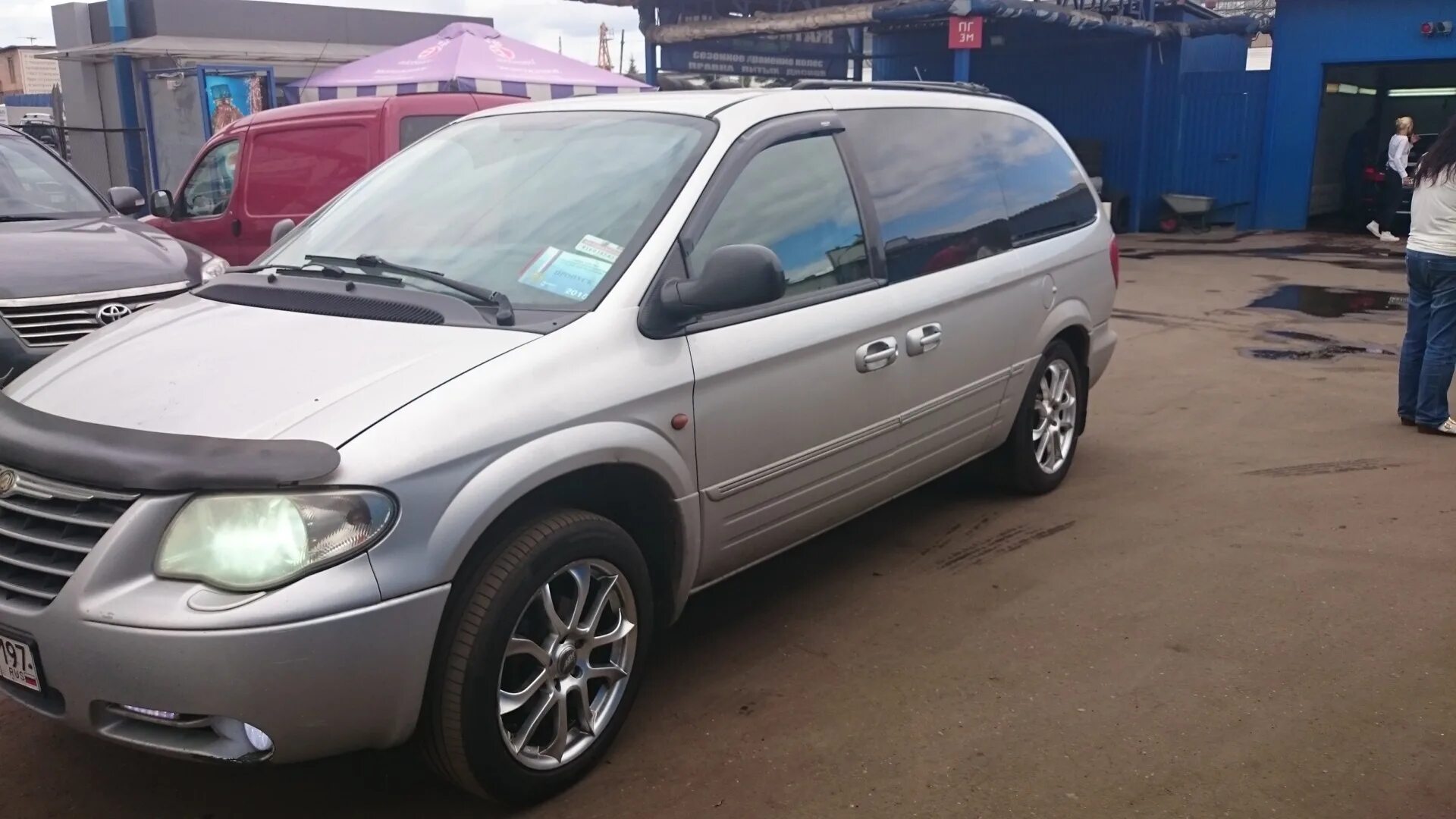 Крайслер дизель купить. Крайслер Вояджер 2007. Chrysler Voyager 2007 год. Крайслер Вояджер 2007 дизель. Chrysler Grand Voyager 2.8 at.