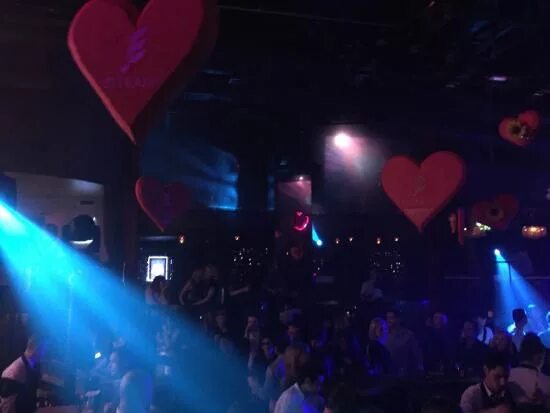 Эстрада ночной клуб спб. Ночной клуб эстрада. Rossis club санкт-петербург. Клуб эстрада. Клуб эстрада.