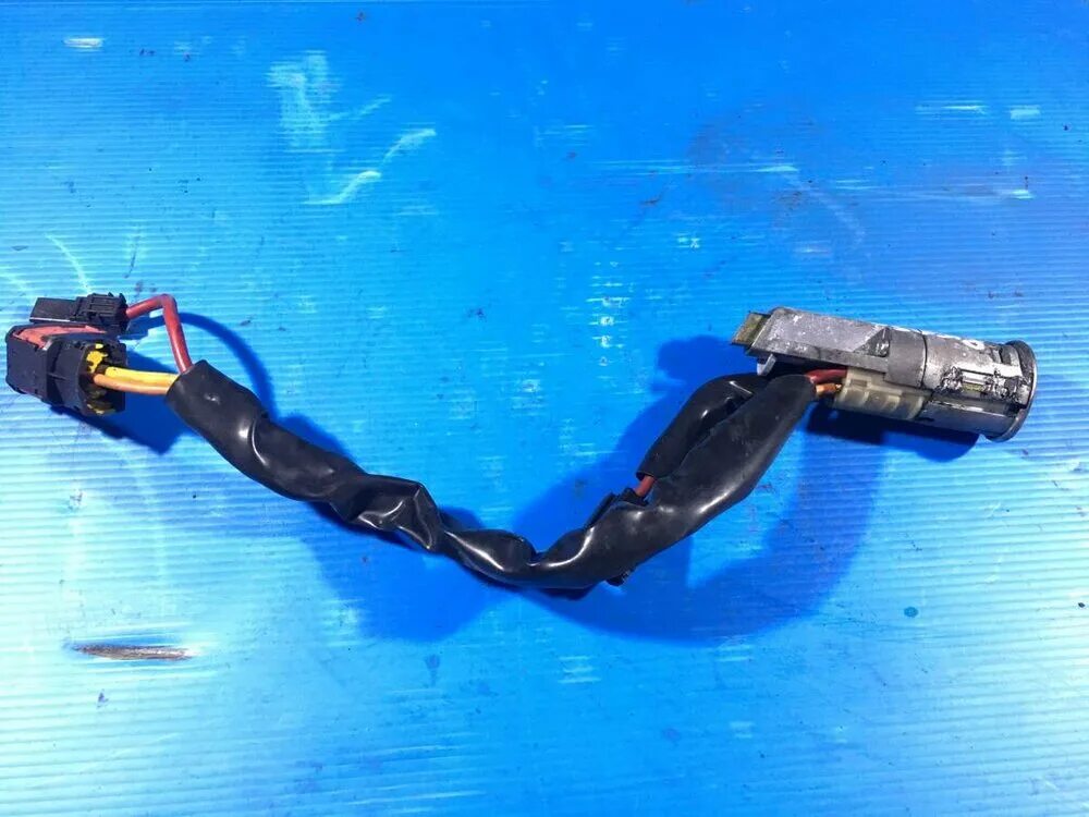 Контактная группа ситроен пикассо. 0 hdi. Контактная группа замка зажигания пежо 406. Контактная группа ситроен пикассо. Артикул контактной группы замка зажигания пежо 406 2001 года.