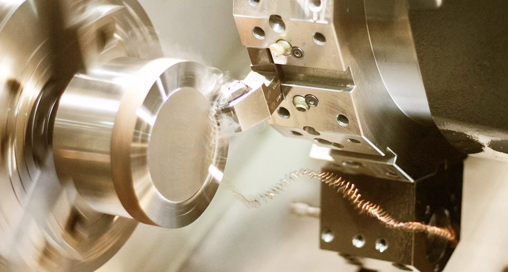 Станки резания. Точение металла. Точение металла. Станки резания. Сверление на токарном станке с чпу.