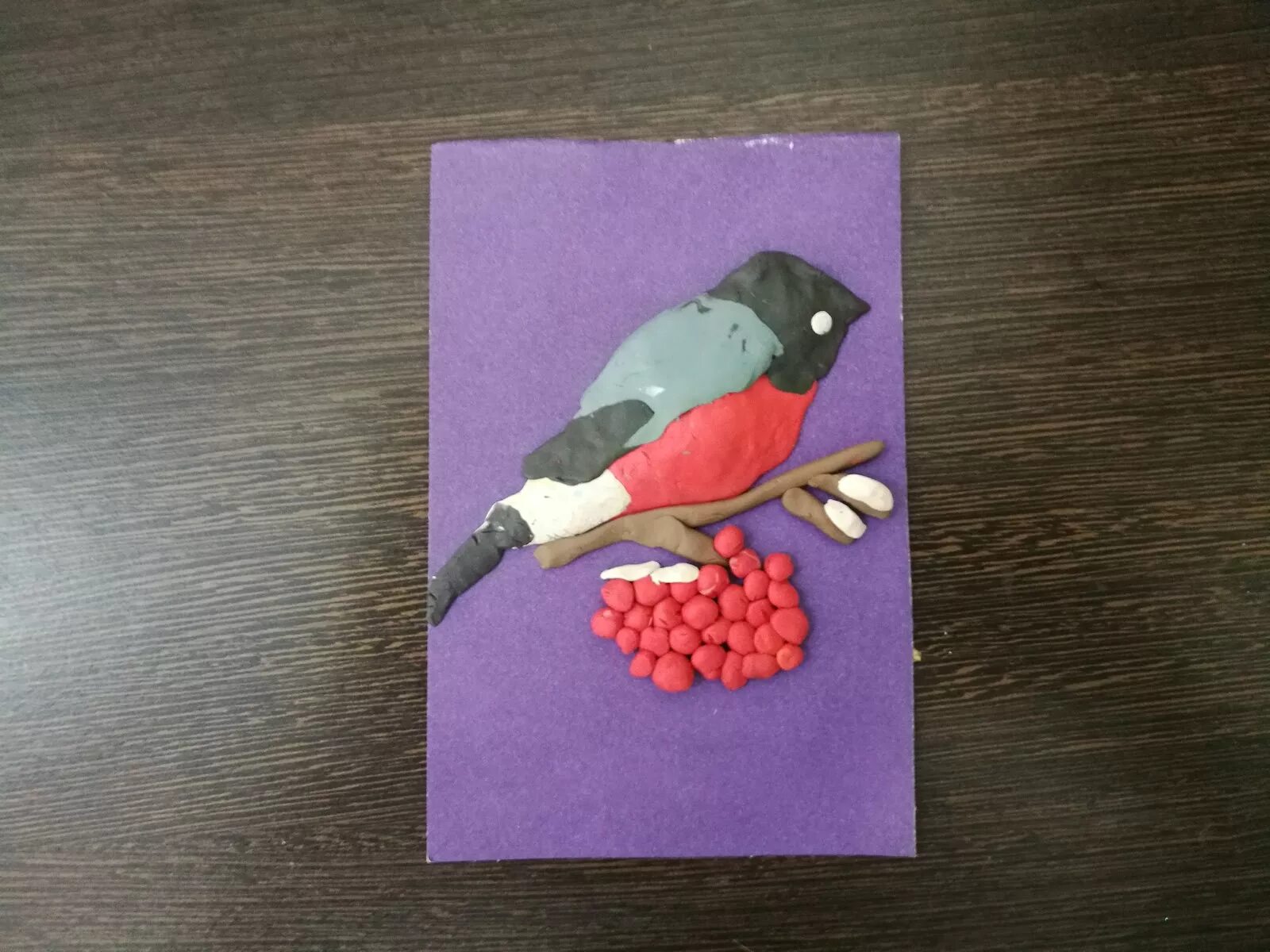 шаблон снегиря для пластилинографии. раскраска снегирь на ветке рябины. шаблон снегиря для пластилинографии. снегирь на ветке рябины для пластилинографии. птичку пластелинография.