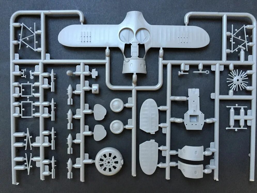 1 72 решение. И-153 Чайка 1/72. Ревелл 1/72. И-153 Чайка 1/72 Моделист 207226. Сборная модель истребитель Поликарпова и-153 Чайка.