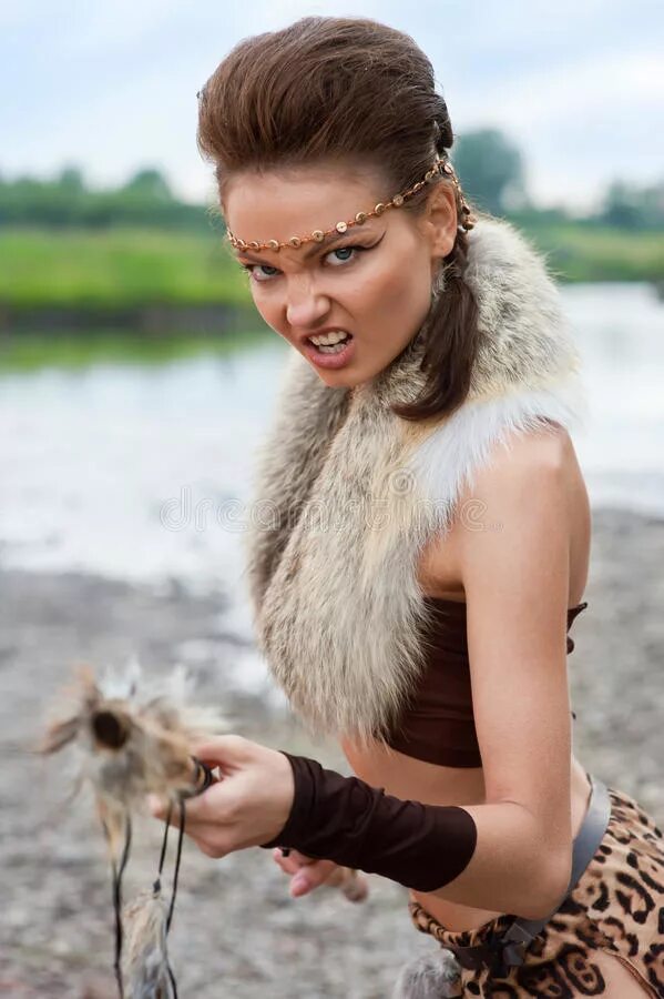 Дикие племена амазонки. Девушка дикаря. Девушка дикаря. Девушка дикаря. Красивая дикарка.