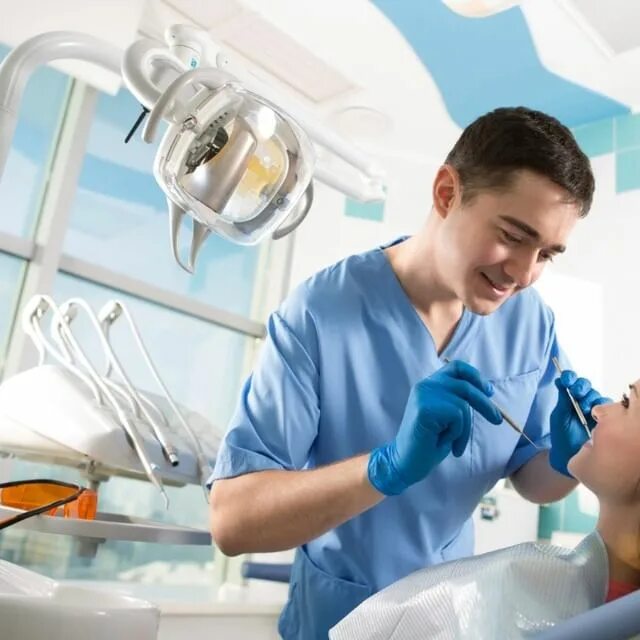 стоматологическая клиника. платная зубная клиника. какие платные стоматологии работают. сайт стоматологии. какие платные стоматологии работают.