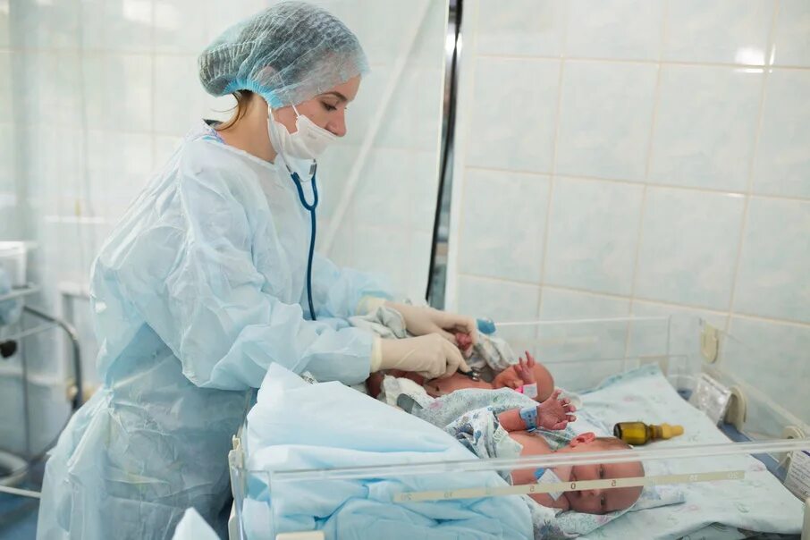 может ли акушерка. медтехника для кабинета сестринского дела. акушерка специальность. баннер для медиков.