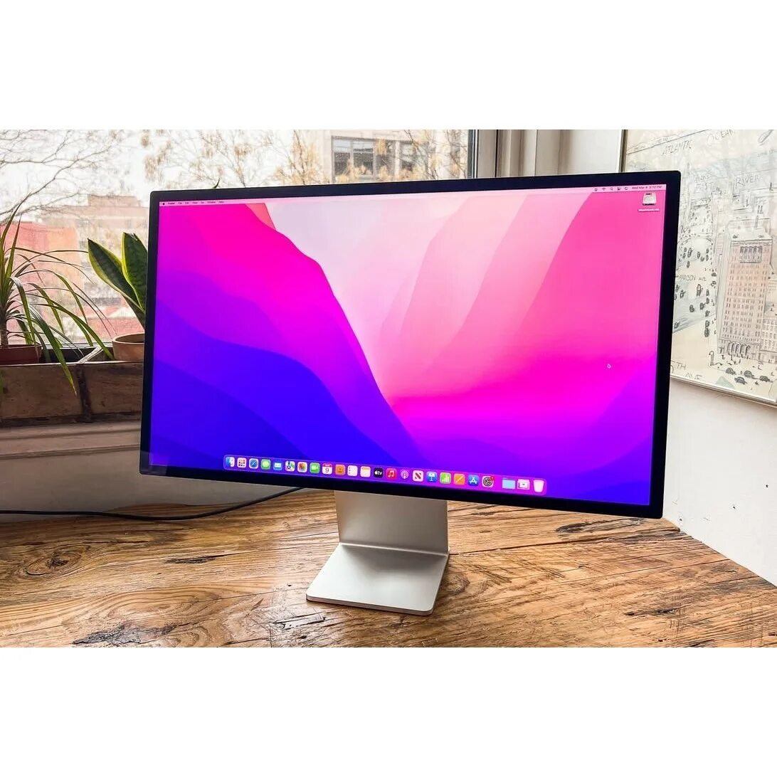 Монитор apple studio display. Монитор apple studio display