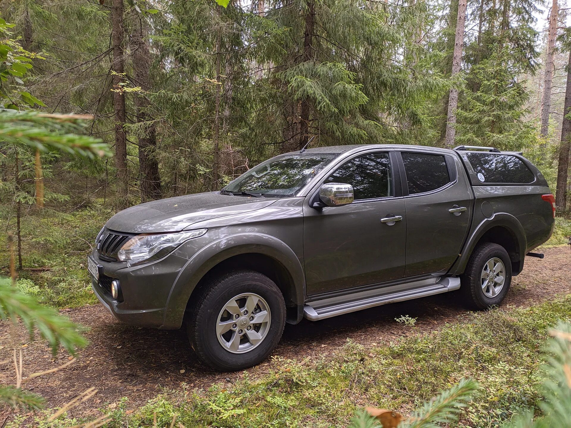 Mitsubishi l200 2.4. Митсубиси л200 2017. Mitsubishi l200 2018. Mitsubishi l200 5.