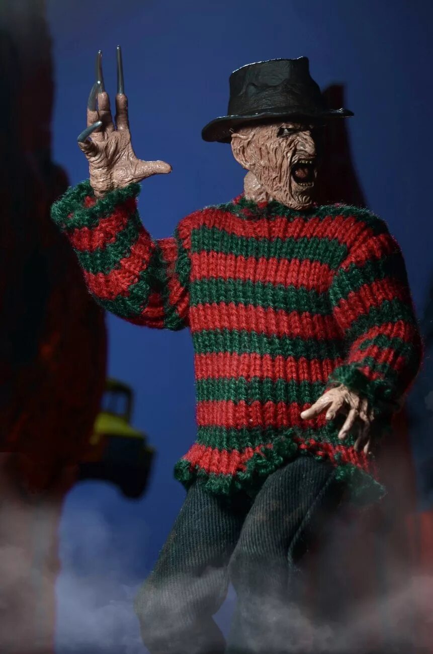 Фредди крюгер на улице вязов. Фредди крюгер 2. Фредди крюгер 2. Фредди крюгер 2. Фредди крюгер в полный рост.