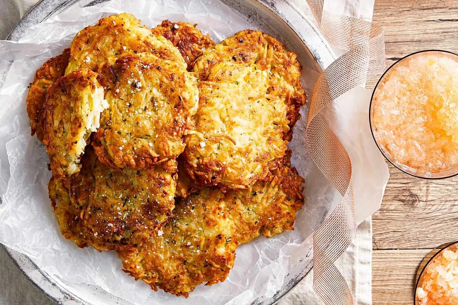 Potato Rosti. Картофель рёшти. Рёшти рёшти. Рёшти по швейцарски. Рецепт драники картошка фарш