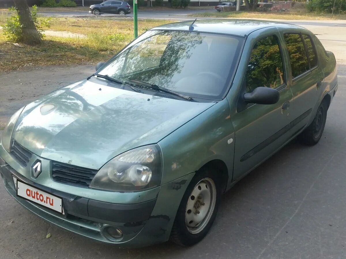Сколько стоит рено симбол 2004 года. Рено симбол 1. Рено симбол стеркя. Renault symbol 1 поколение рестайлинг. Рено символ 2004.