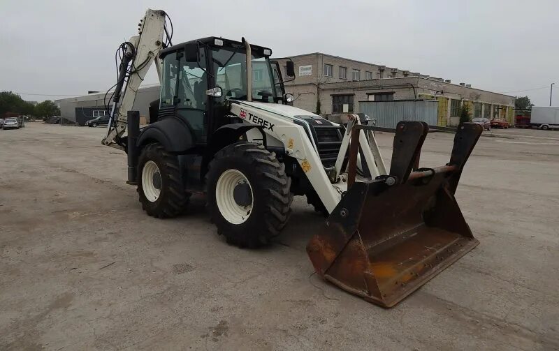 Авито экскаваторы терекс. Авито экскаваторы терекс. Погрузчик трактор terex. Погрузчик terex 860. Экскаватор погрузчик терекс 890.