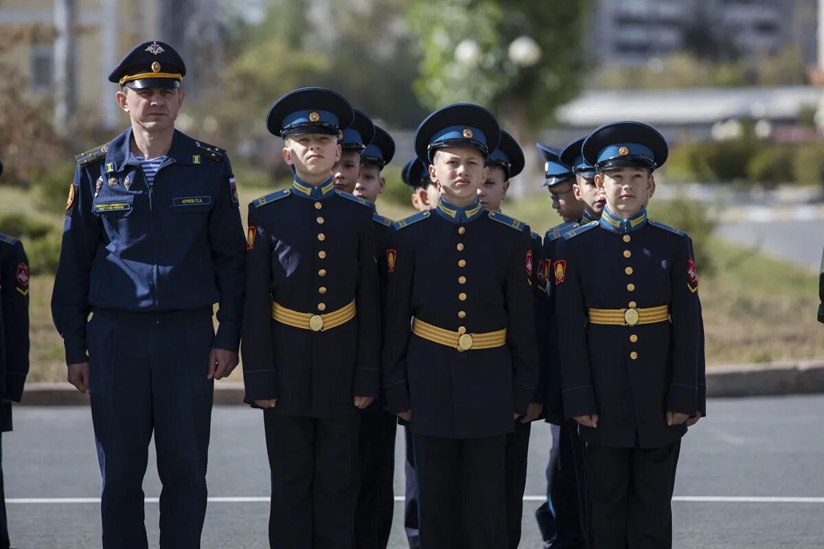 Президентский кадетский корпус Тюмень. Кадетское училище Тюмень. Тюменское военное кадетское училище. Кадетка Тюмень президентская.