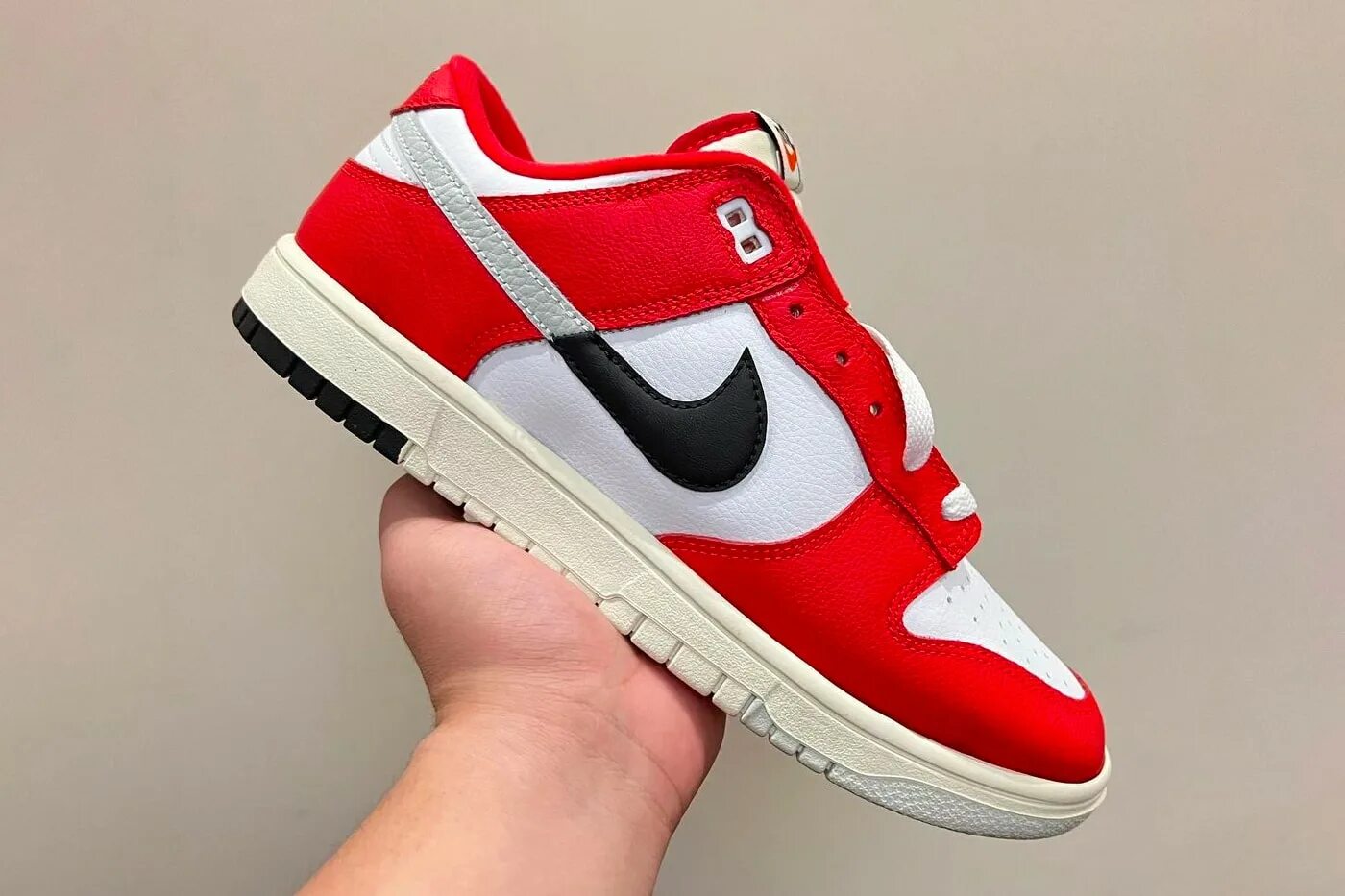 Nike dunk low chicago split. Nike dunk chicago. Nike sb dunk low chicago. Nike dunk 24. Nike dunk chicago 75th.