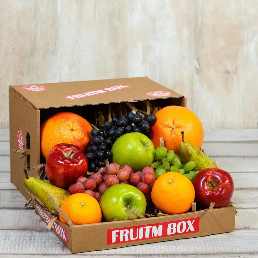Коробки с фруктами. Фрукты в коробке. Коробка для фруктов. Красивая коробка с фруктами.