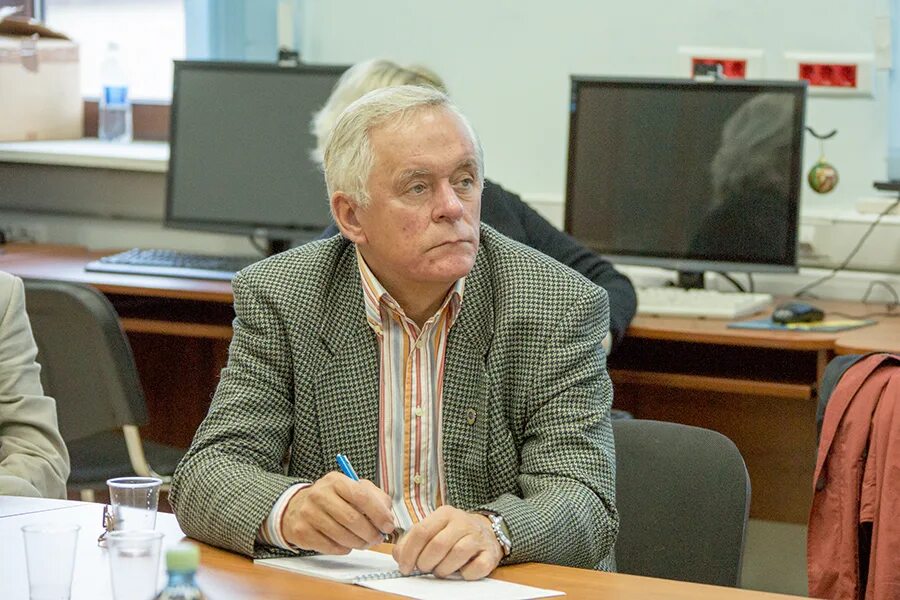 истфак тюмгу. кафедры истории москвы. истфак мгу корпус. исторический факультет мгу. философский факультет мгу внутри.