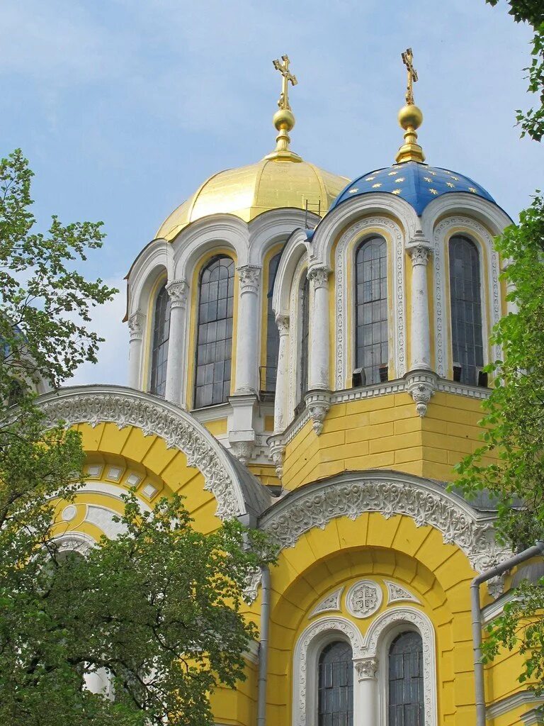 Как называется храм в киеве