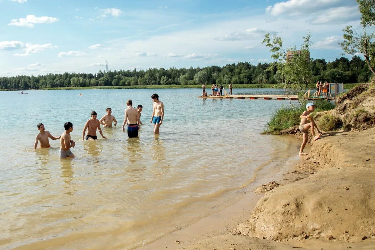 Где купаться в июле. Купаться запрещено. Нельзя купаться в озере. Сургутское водохранилище. Купание в Енисее летом.