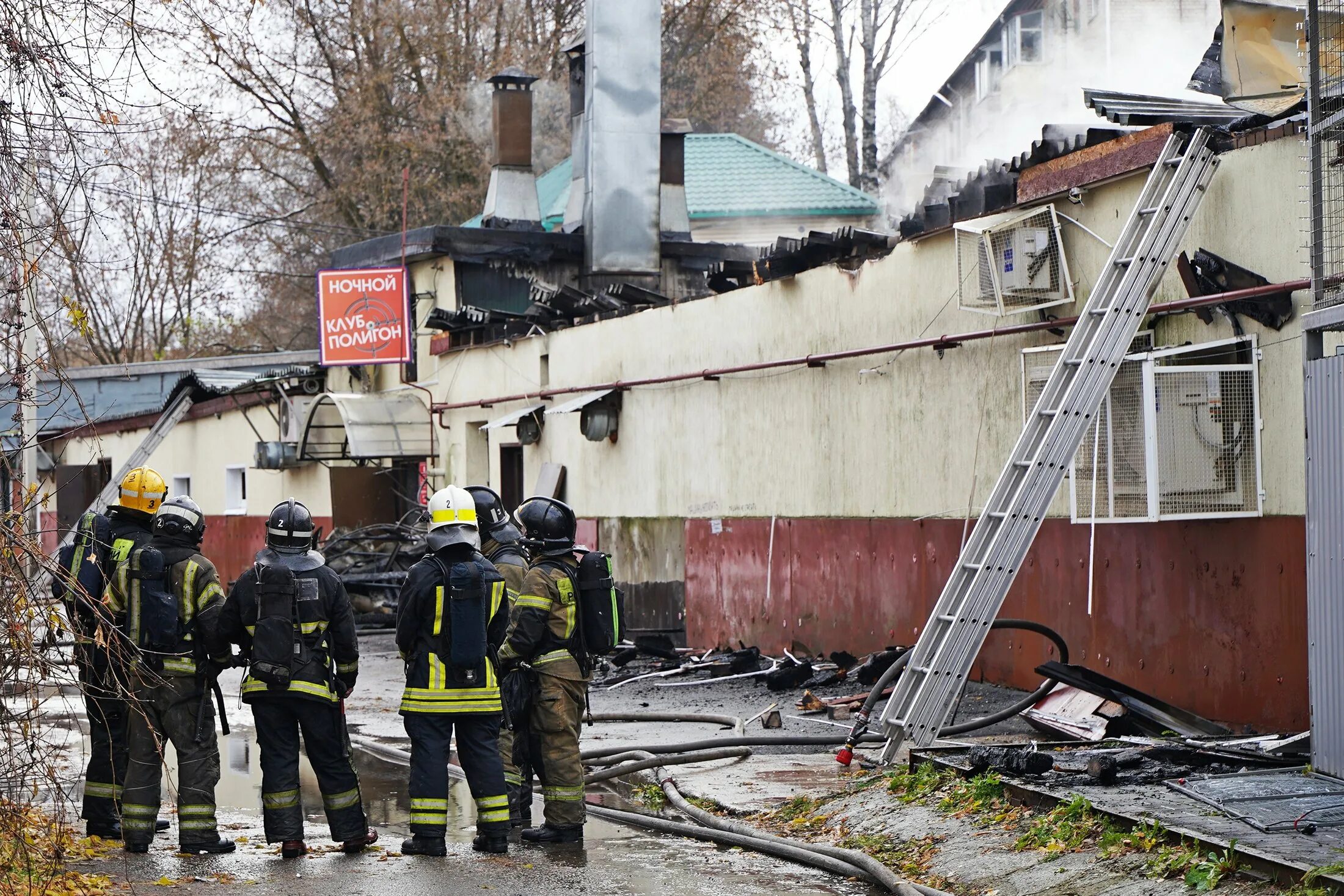 Пожар в Костроме. Взрыв здания.