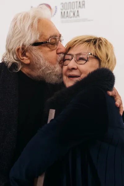Лев додин взял от геологов метод. Додин жена. жена льва додина.