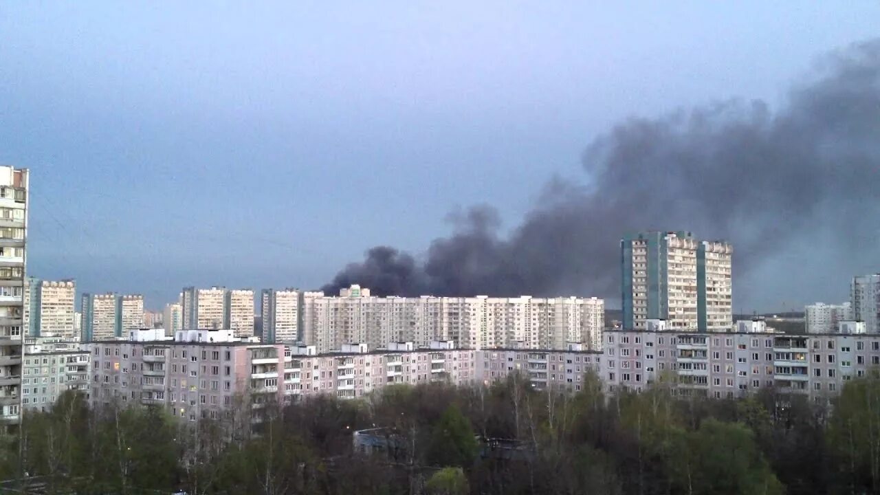 Ясенево сейчас. Пожар в Ясенево на Голубинской. Москва, Ясеневая улица, 30. Содружество Ясенево. Пожар в Ясенево сейчас.