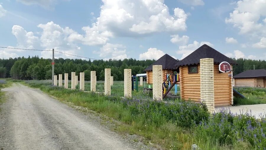 Лисья горка коттеджный поселок дмитровское. Лисья горка коттеджный поселок калужское шоссе. Лисьи горки коттеджный поселок екатеринбург. Горка для кота. Лисьи горки коттеджный поселок екатеринбург.
