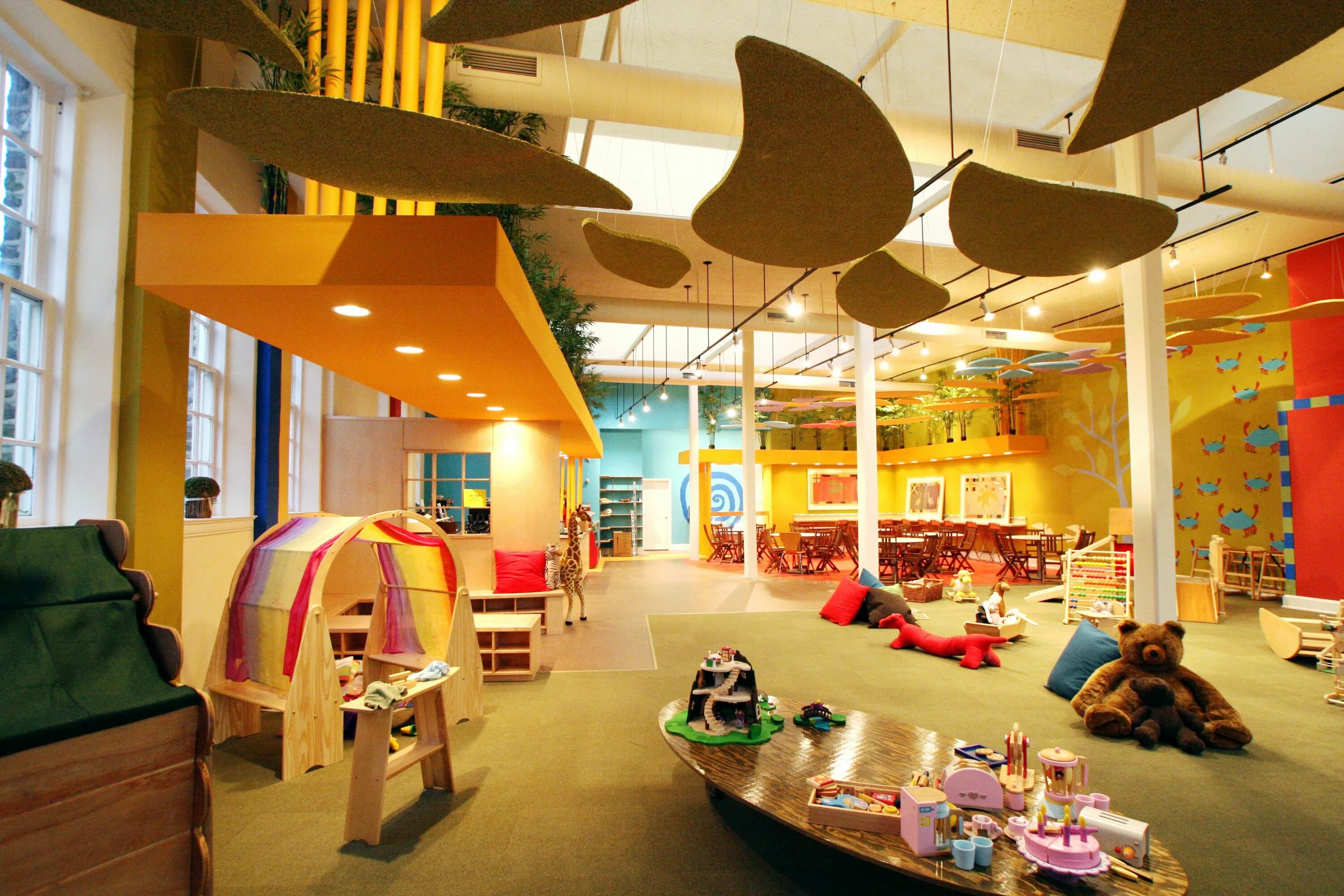Store playtime. Детское кафе. Необычные детские кафе. Детская зона в кафе. Интерьер детского кафе.