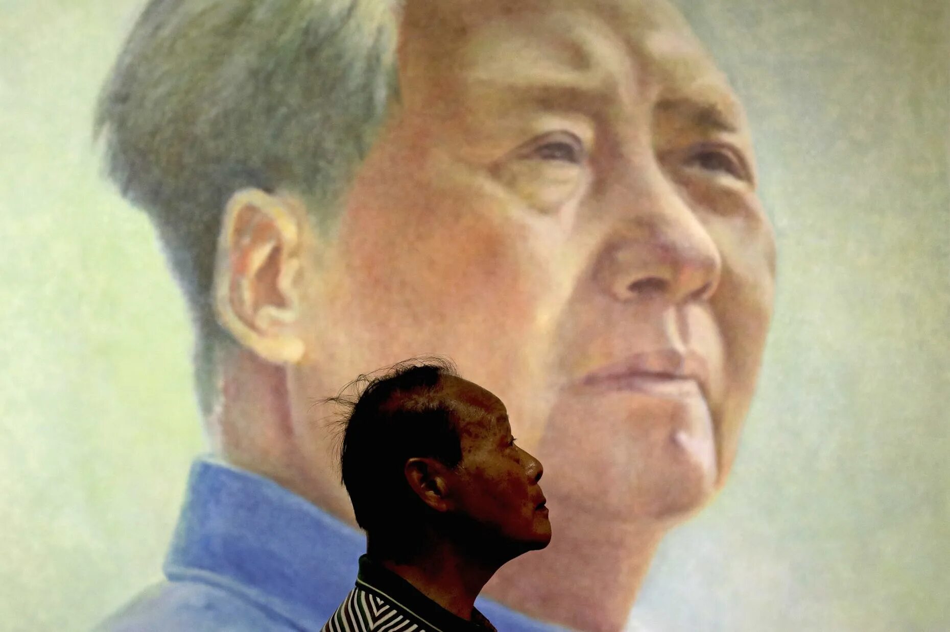 Китайские великие люди. Мао Цзэдун. Мао Цзэдун в профиль. Лю Вэньси портрет Мао Цзэдуна. После Мао Цзэдуна.