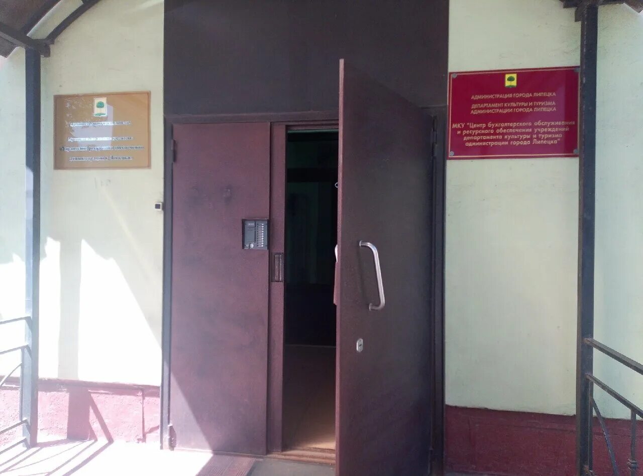 мимц северного района новосибирской области. женщина бухгалтер. мку. центр бухгалтерского учета. престиж консалтинг тюмень.