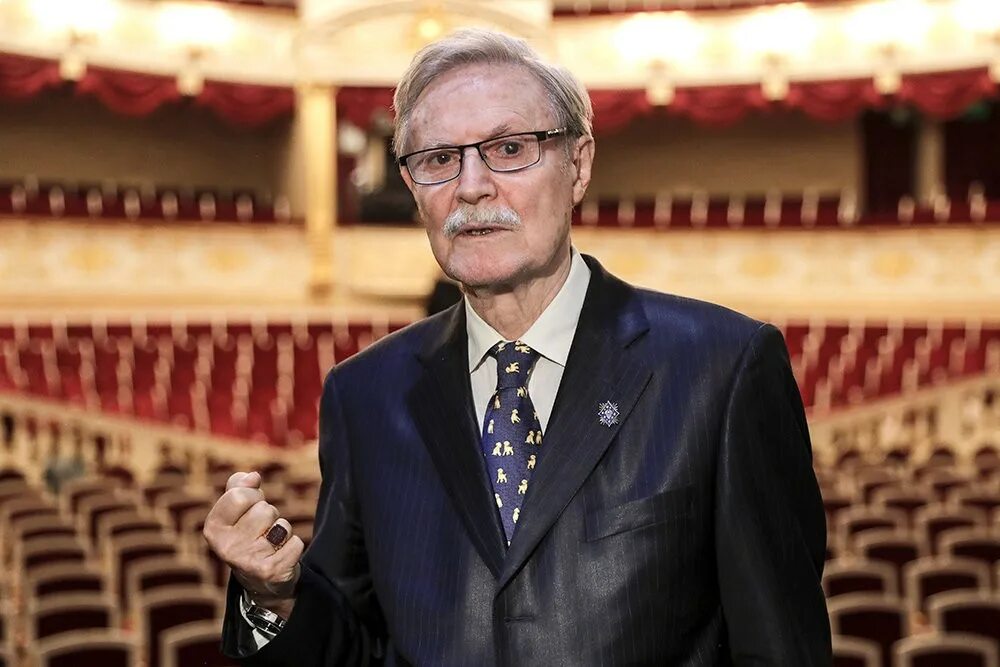 Юрий мефодьевич соломин. Народные артисты ссср. Малый театр юрия соломина. Соломин малый театр. Малый театр юрия соломина.