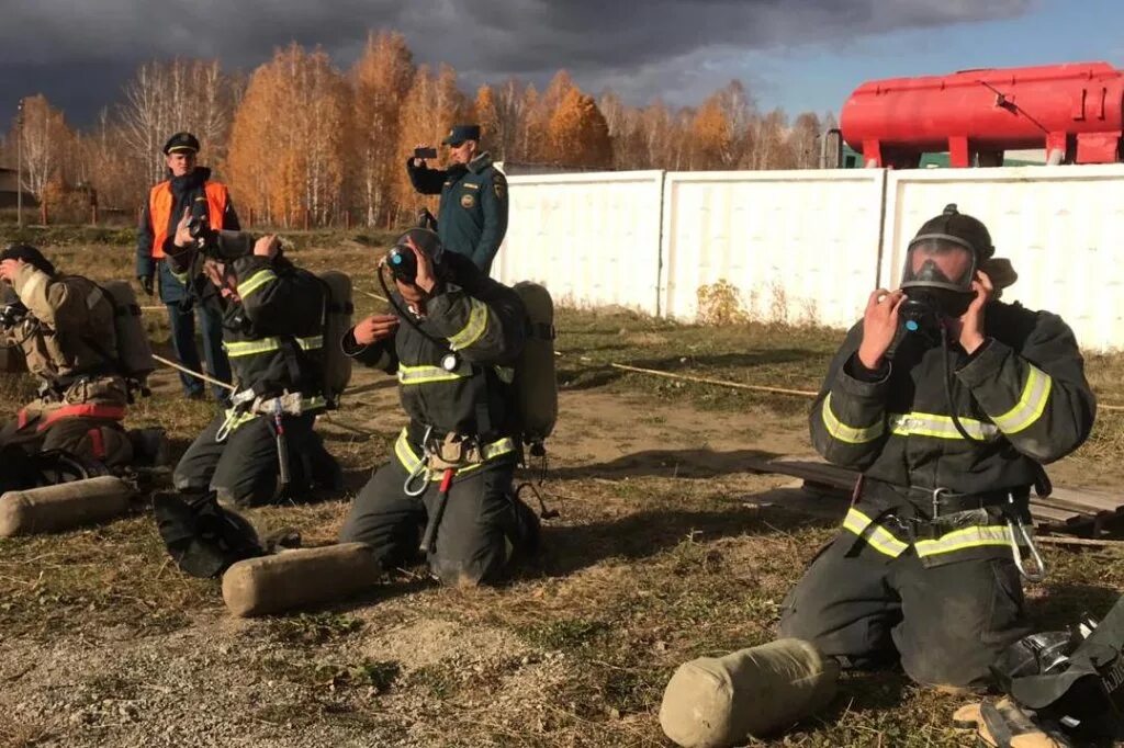 Пожарно строевая и тактико строевая подготовка. Тактико специальная подготовка мчс. пожарно-строевая подготовка. подготовка гпс. строевая подготовка мчс.