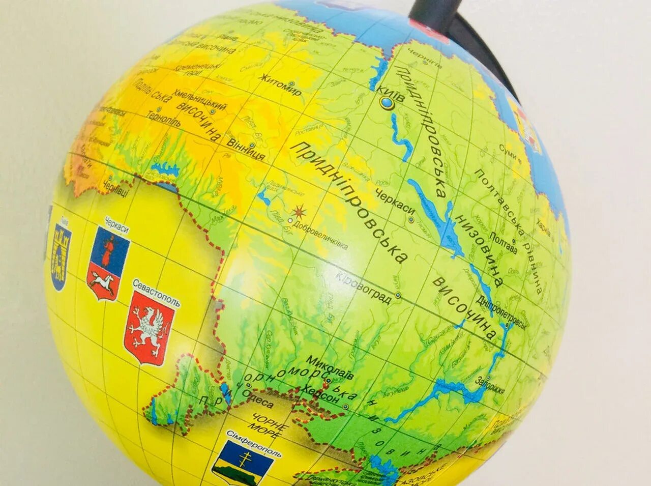 Глобус Украины 1997. Карта Украины на глобусе. Географический Глобус.
