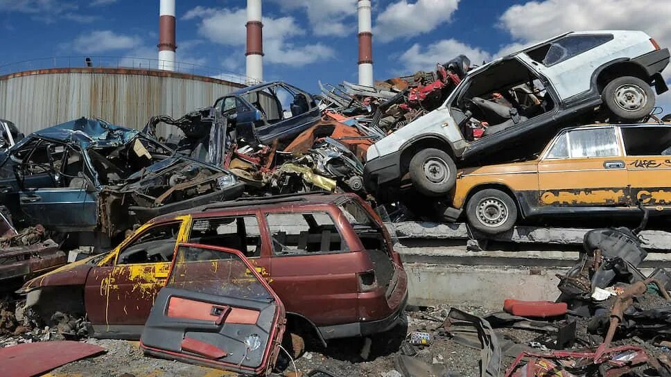 Утиль сбор уплачен. Автосвалка в подмосковье. утиль сбор. утилизация авто. программа утилизации автомобилей.