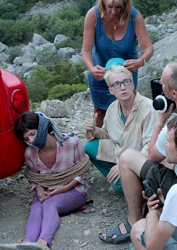 Пленницы 2007 фильм. Кавказская пленница 2014 связанная нина. Кавказская пленница 2014 постер. "пленницы" дени вильнева. Джейк джилленхол пленницы.