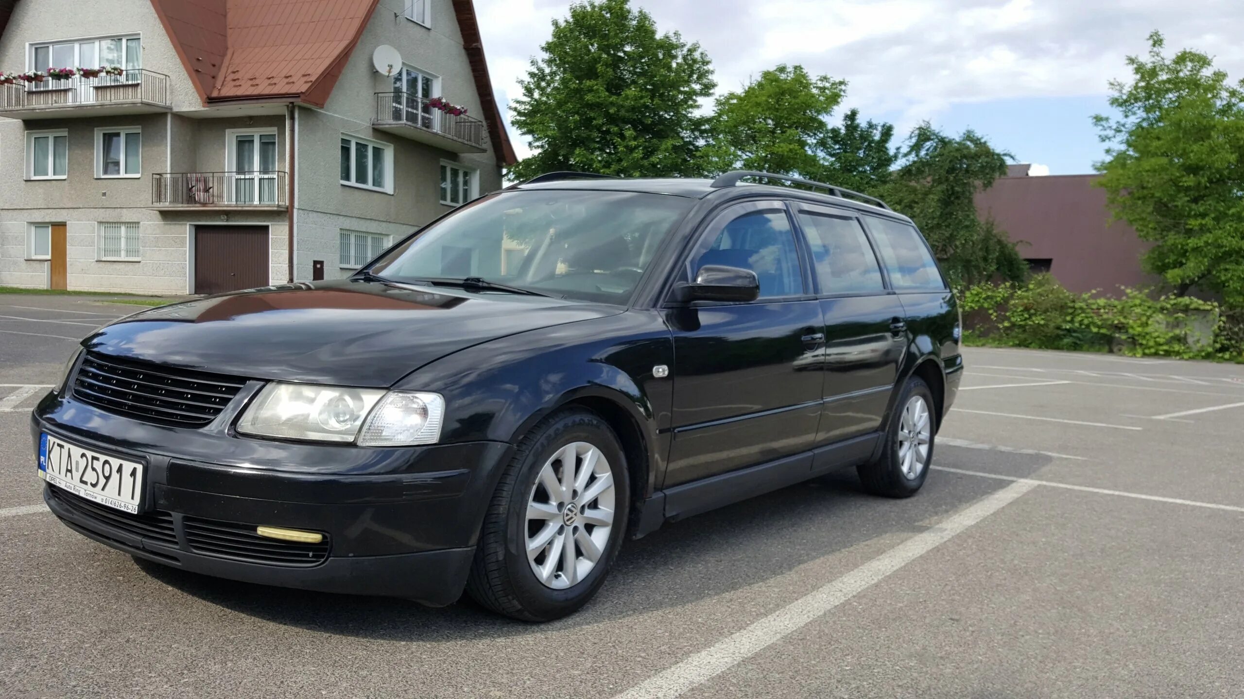 Купить бу б5. VW Passat b5 1999. Volkswagen Passat b5 1999 универсал. Passat b5 Plus. VW Passat b5 универсал черный.