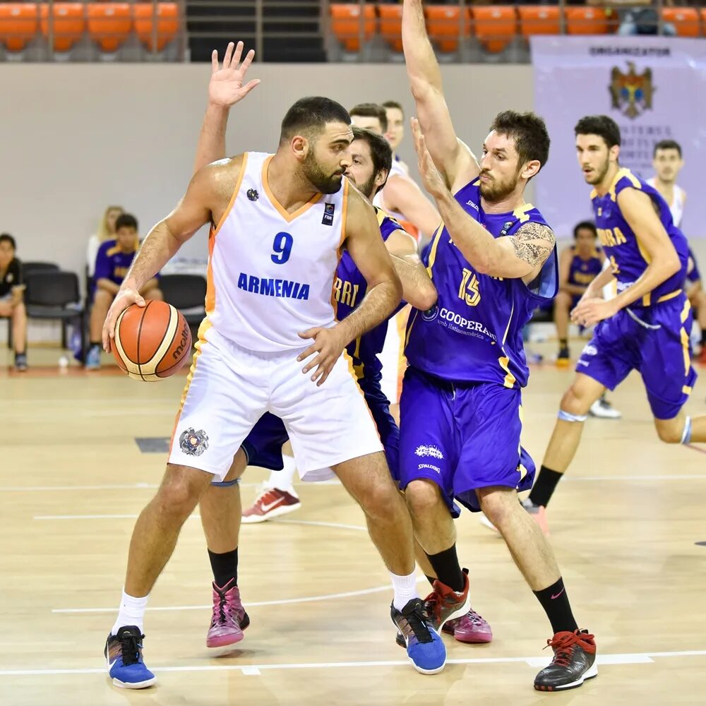 Баскетбол армения. Джонс Армения баскетбол. Сборная Армении по баскетболу. Лига баскетбола Армении. Сборная Армении по баскетболу мужчины.