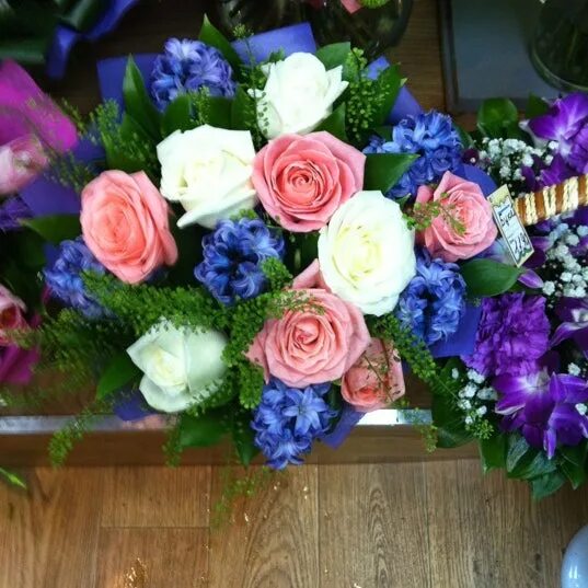 цветочный в марьино. цветы марьино. цветы марьино. цветочный бум. цветочная лавка букеты.