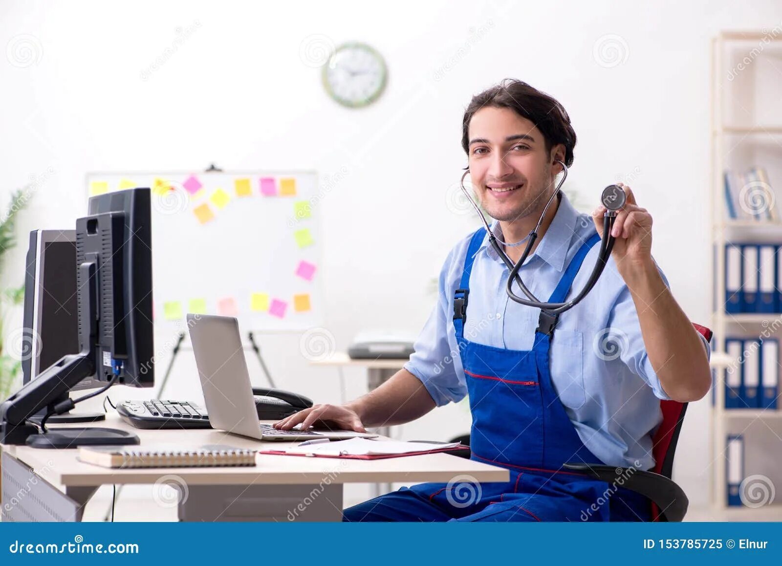 Офисный работник. Кадровый работник. Работа специалист по телу. Работа специалист по телу. Офис менеджер.