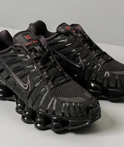 Nike shox tl оригинал. Nike Shox Black. Найк шокс ТЛ черные. Nike Shox TL черные. Nike Shox TL Black Metallic.