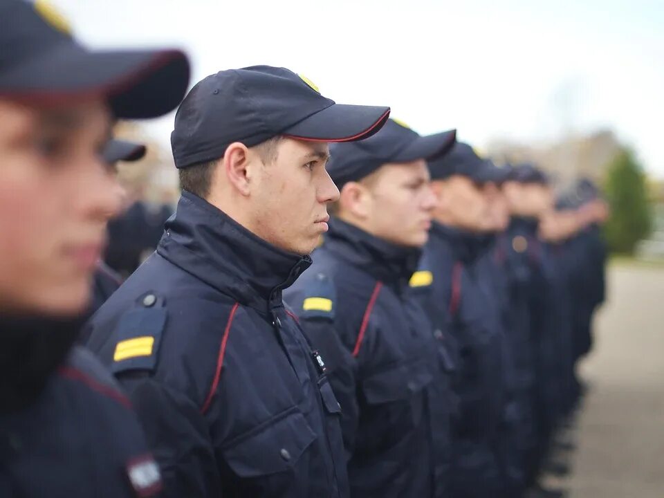 Новогодние оклады росгвардии. Росгвардия новости зарплата 2024. Автобус росгвардия. Росгвардия новости зарплата 2024. Зарплата росгвардейца.